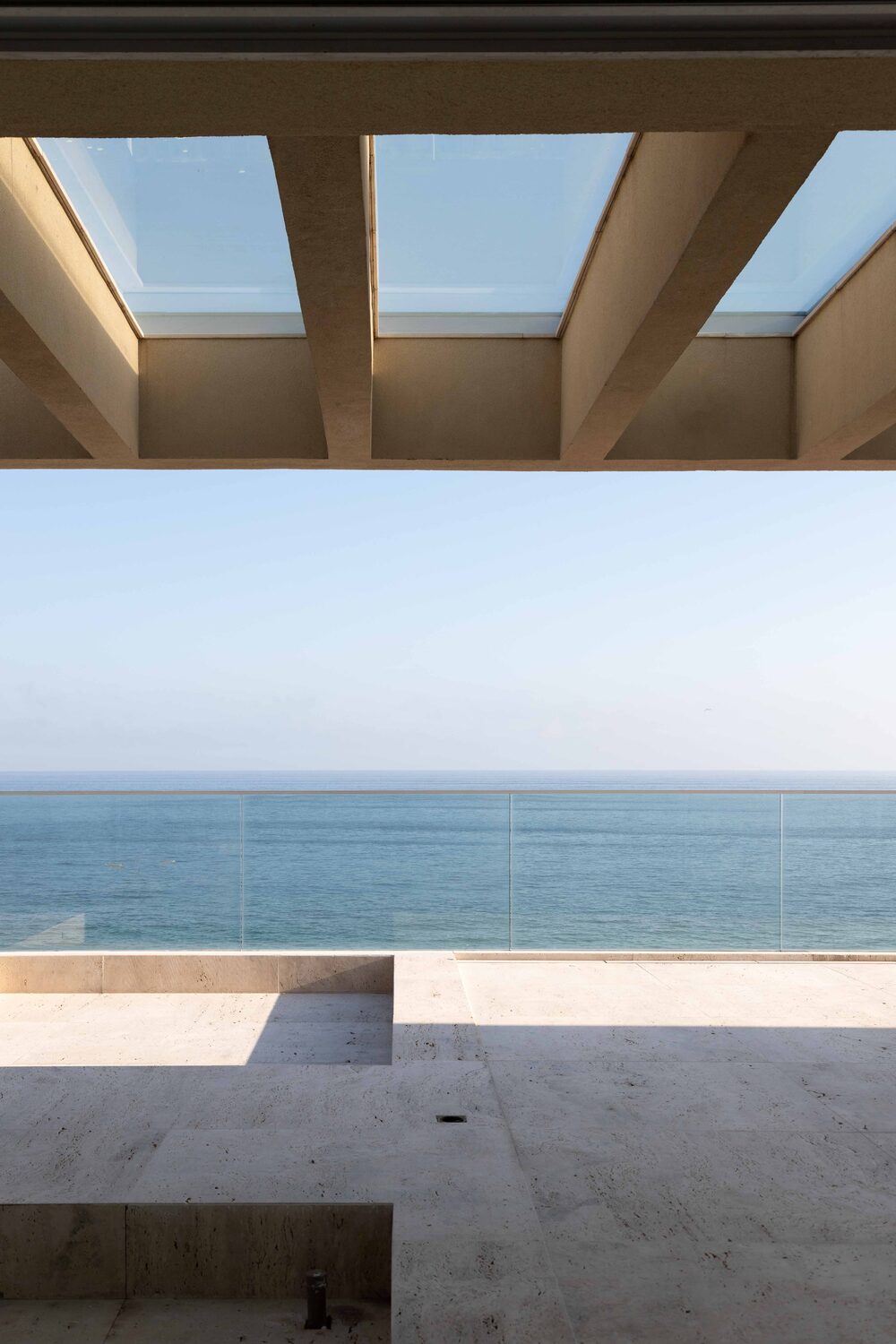 Detalhes de arquitetura e acabamento presentes no portfólio TIVO